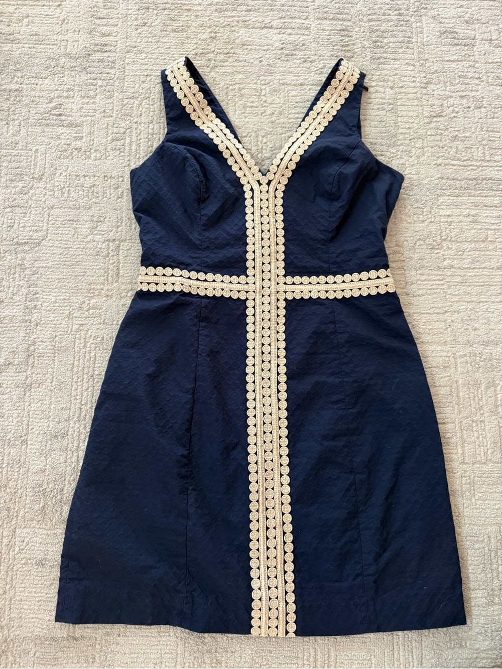 Lily Pulitzer v neck dress